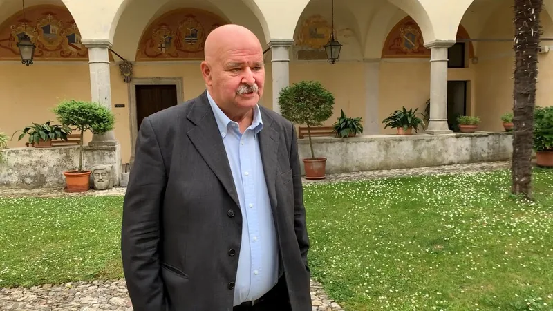Furio Baldassi presenta «Delitti a 33 giri»